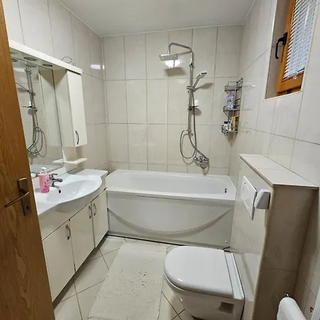 Anni Apartment *