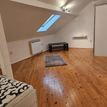 Anni Apartment