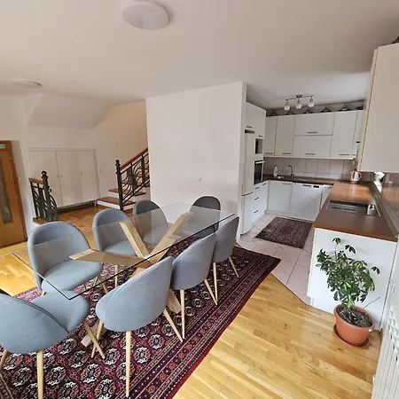 アパート Anni サラエヴォ